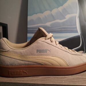 Puma Beige Suede Low Sneakers